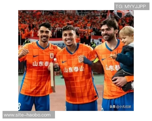 短暂休息时刻马德鲁加与克雷桑同框展现最高竞技水平